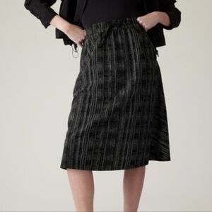 Athleta Arrival Skirt Black/White EUC